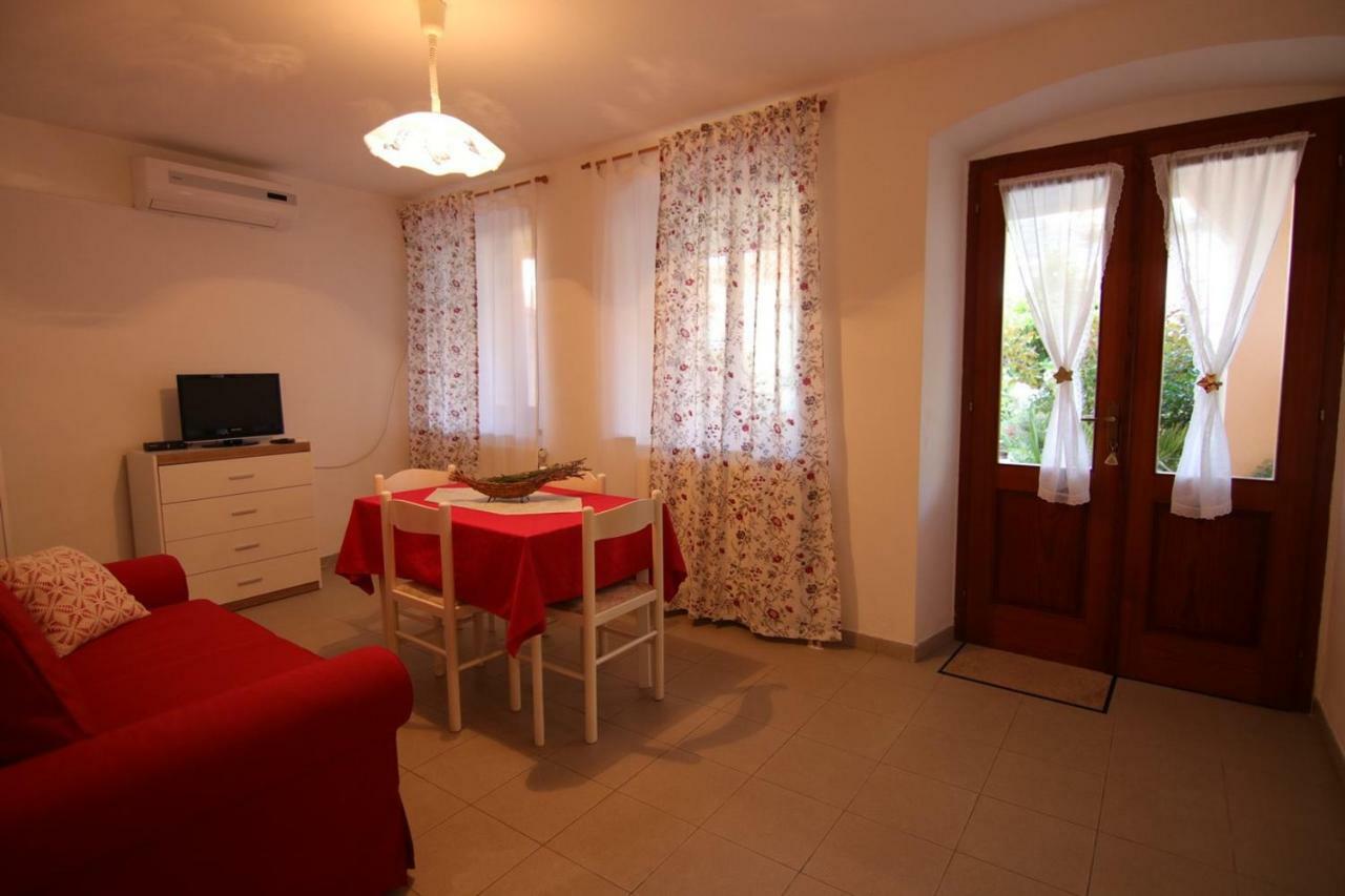 Apartmán App With A Lovely Patio Mali Lošinj Exteriér fotografie